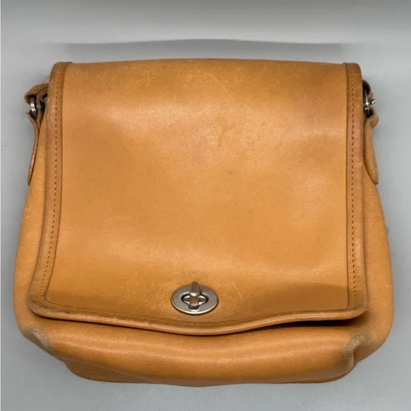 Coach Tan Leather Women's Bag - Picture 5 of 8